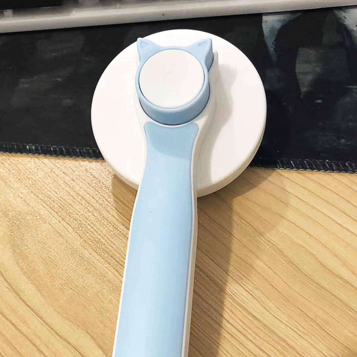 Gear&Joy PetGroom Pro Comb (Self-Cleaning Dog &amp; Cat Comb)